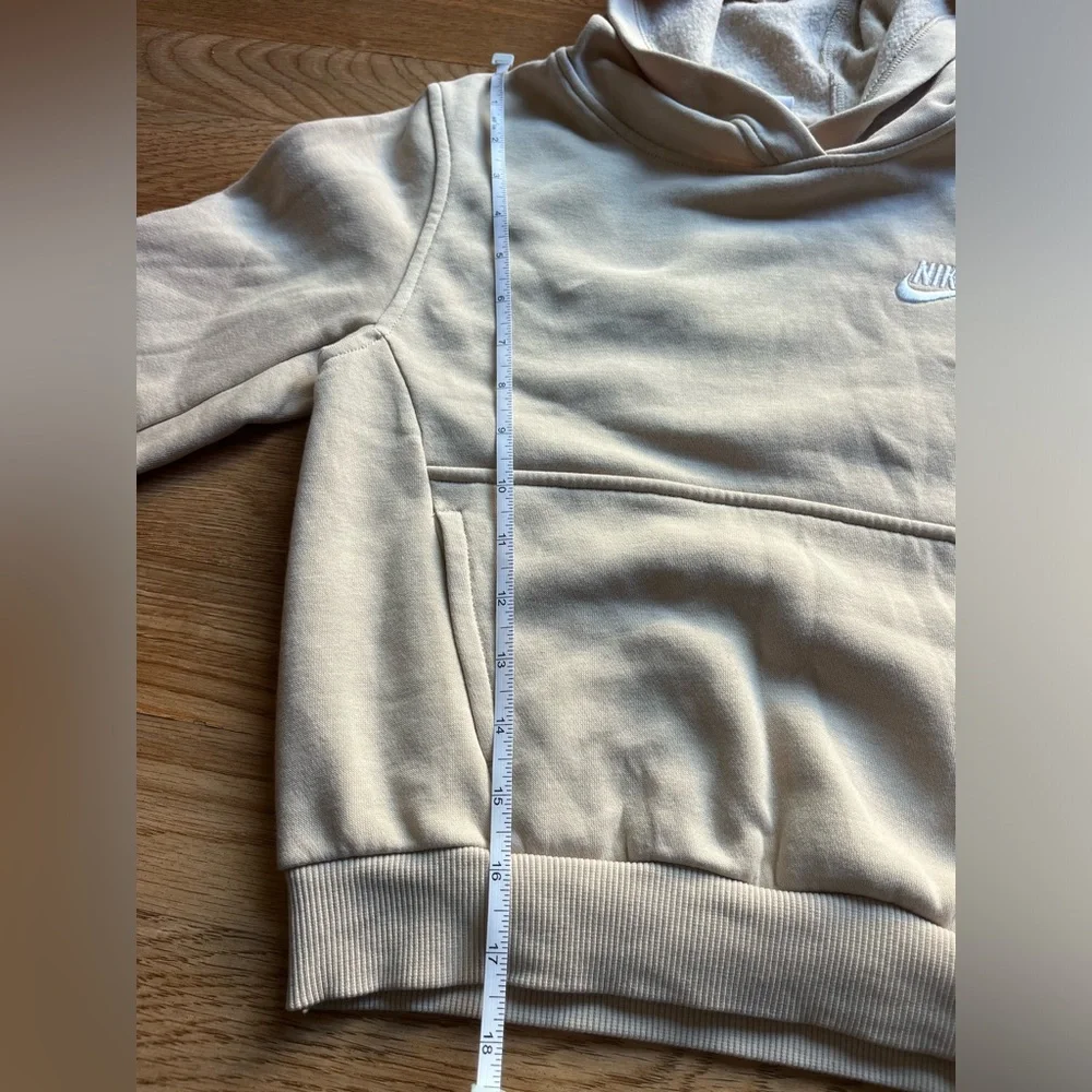 Nike Club Fleece Toddler/Kids Hoodie Sweatshirt Tan Embroidered Nike Size XS
